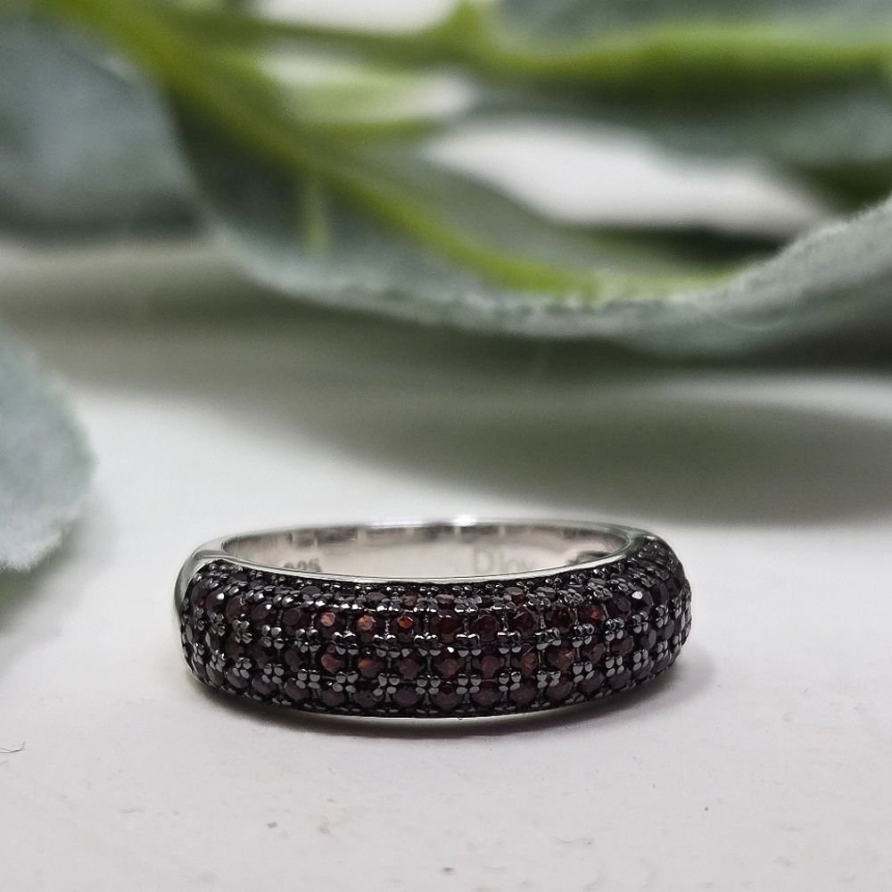 DJOY Red Pave Stone 925 Sterling Band Ring Size‎ 5.25